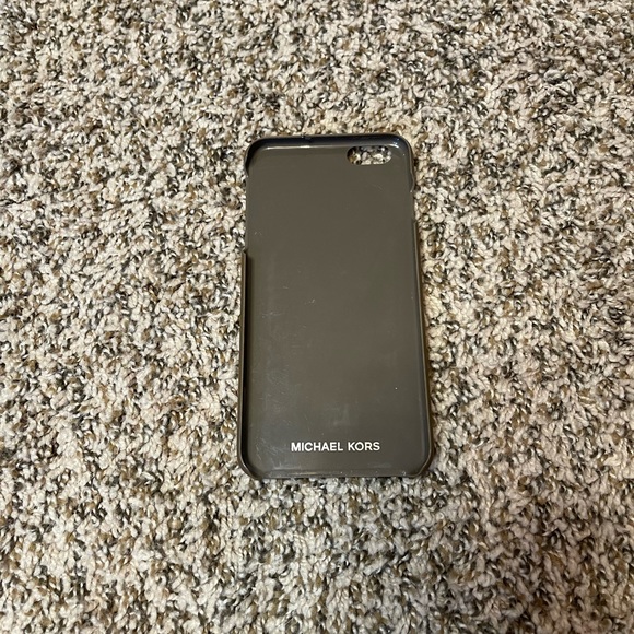 Michael Kors IPhone Case - Picture 2 of 6